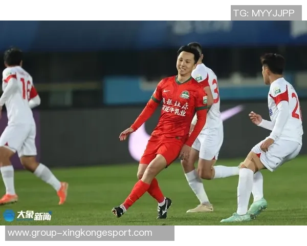 河南俱乐部酒祖杜康与云南玉昆战平尹鸿博中超告别战感人落幕