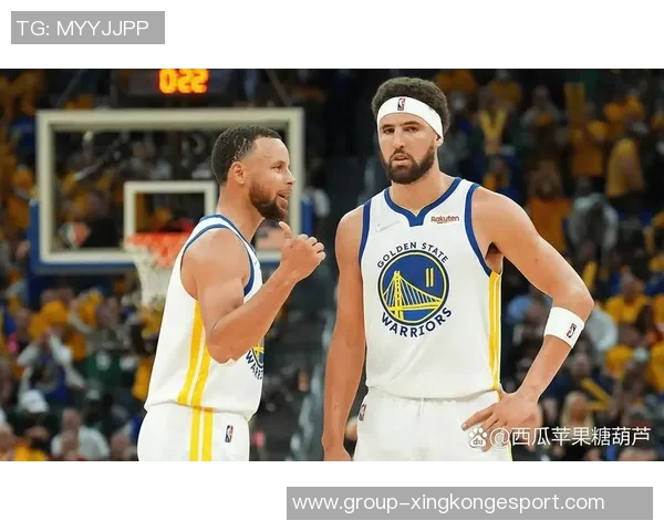 克莱三分球超越利拉德升至历史第四库里热情祝贺称赞杀手表现