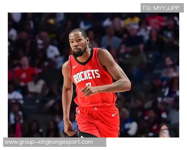 杜兰特回应休赛期未被拍到玩游艇滑梯的疑问称我依然在享受乐趣